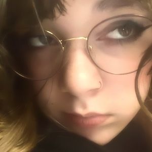 Meet your Posher, Bailey